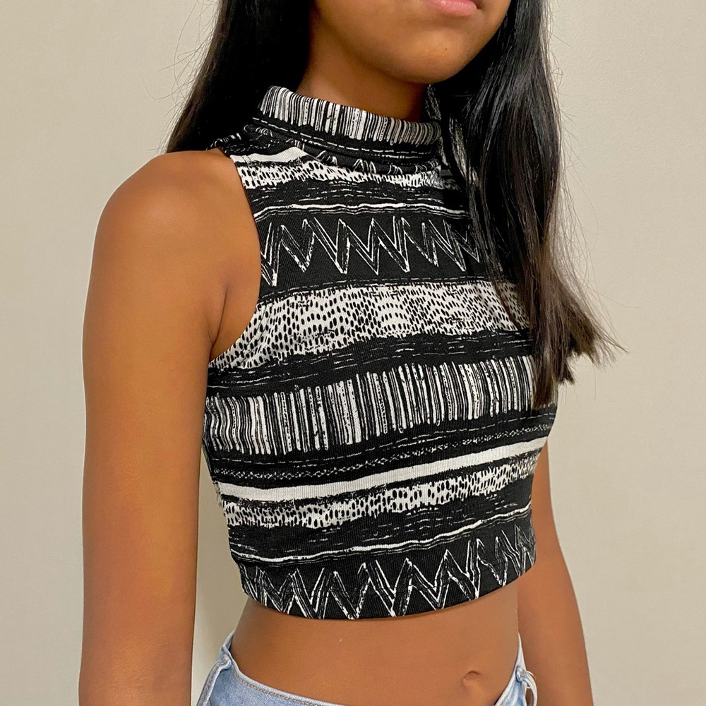 Crop Shirt /Turtle Neck